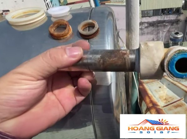 sửa bình năng lượng mặt trời tại hà nội