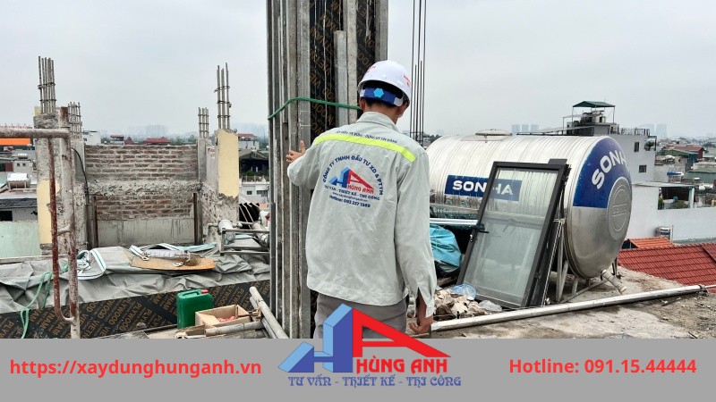 thợ xây dựng hùng anh